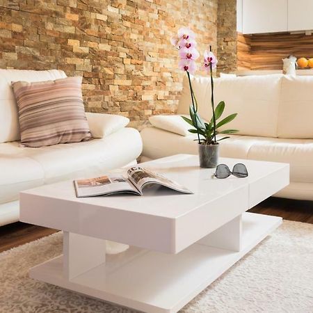 Nice And Cozy Flat In The Center София Екстериор снимка